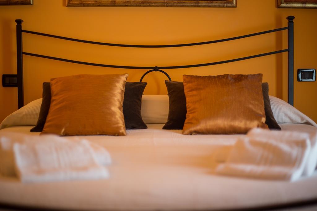 B&B Villa Casone ฟอสซาเชเซีย ภายนอก รูปภาพ